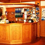 Alpenhof Hotel 3*